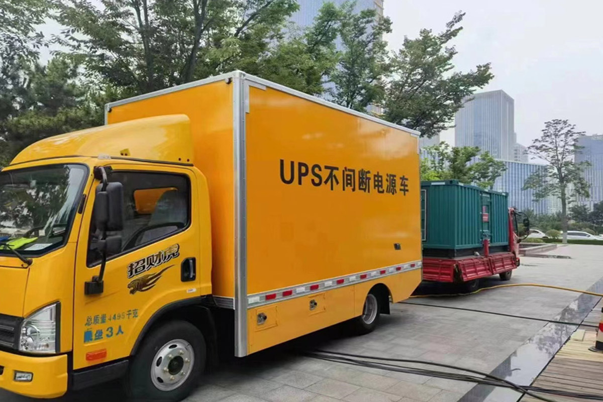 茄子河发电机租赁施工现场