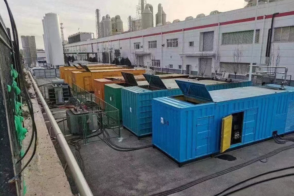 茄子河发电机租赁施工现场